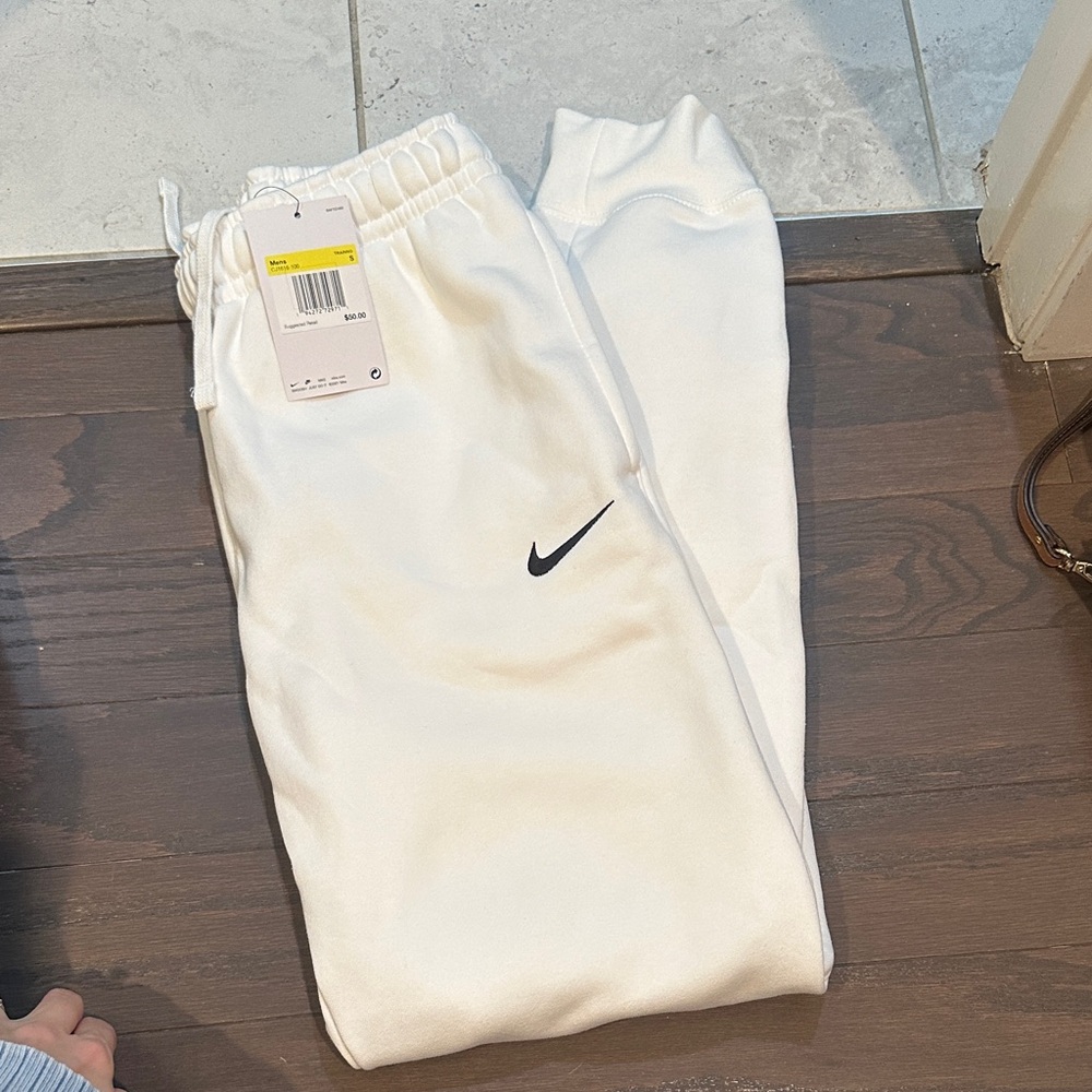Nike Men’s Small White Joggers